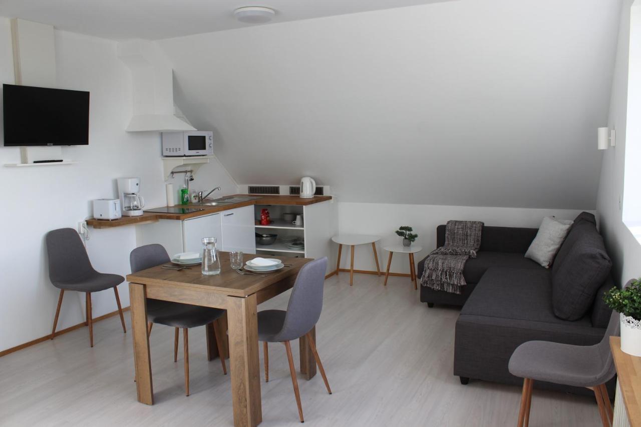 Guesthouse Hateigi 3 Hella Zewnętrze zdjęcie