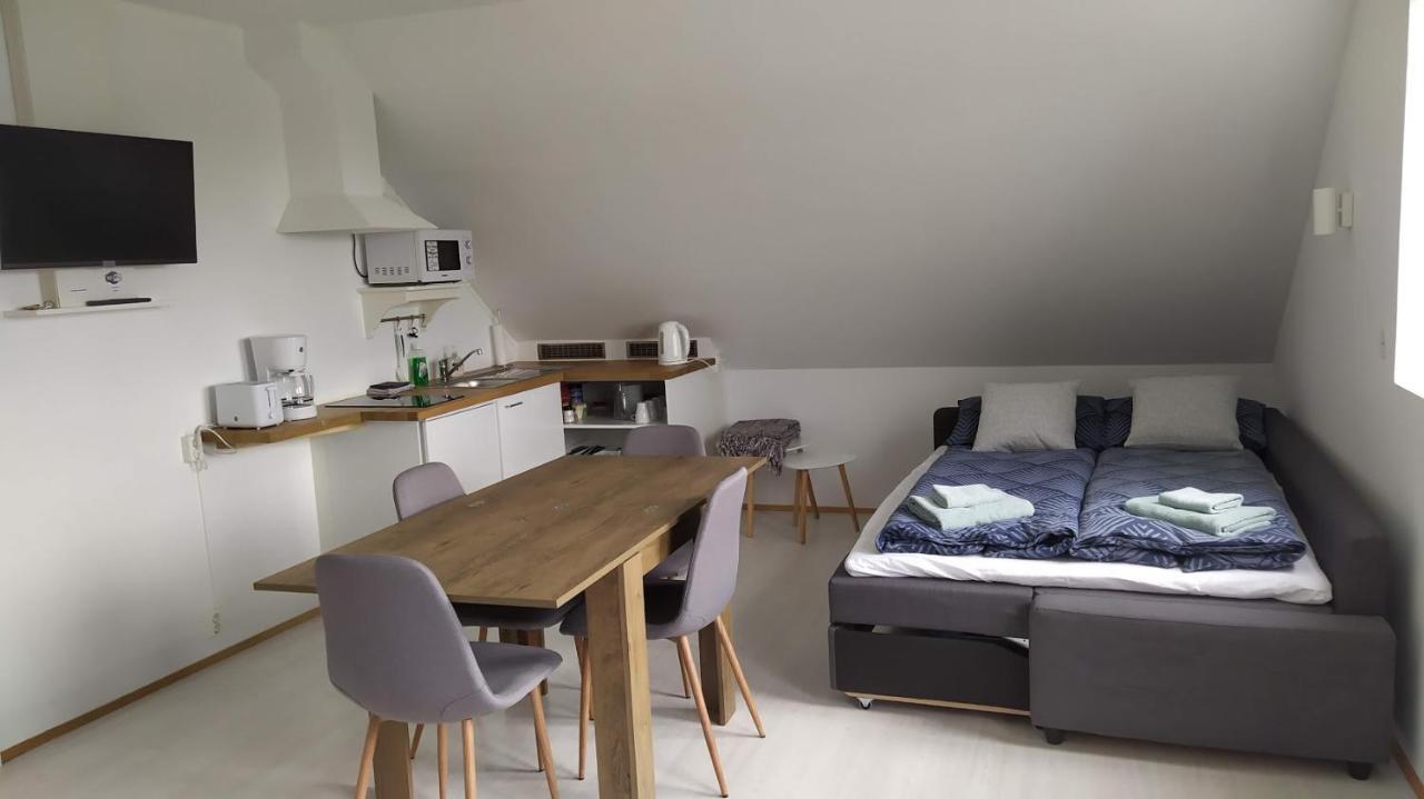 Guesthouse Hateigi 3 Hella Zewnętrze zdjęcie